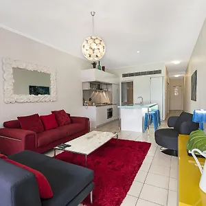 4* Aparthotel The Miro